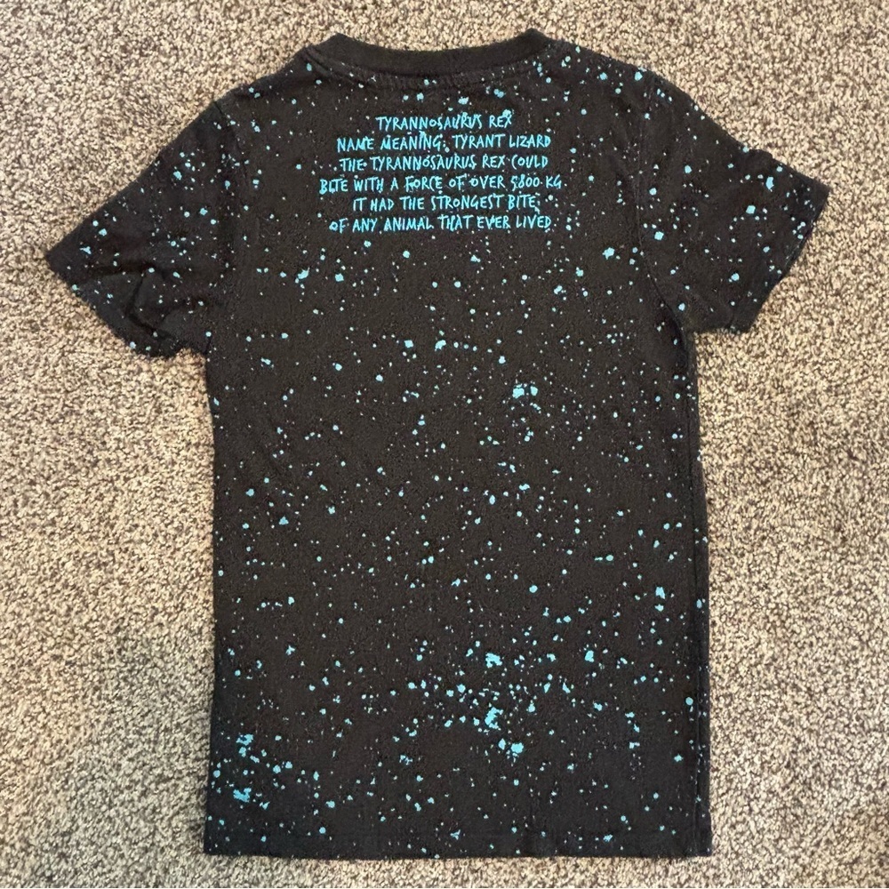 🦖 Kids' Jurassic World Black & Teal Logo Graphic Tee Size 6/7 Dinosaur - Picture 5 of 6